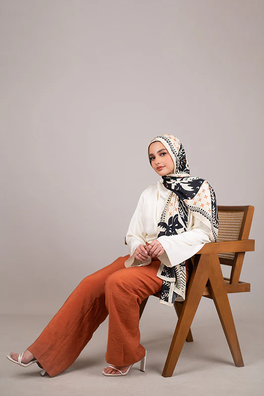 Qamariya - Image 22